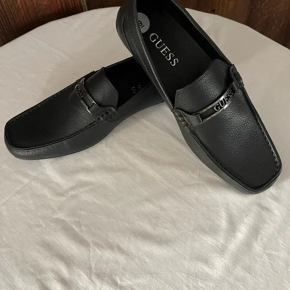 Guess Men\'s Black Slip-On Loafers Shoes Size 9 s-l400.jpg main image 2